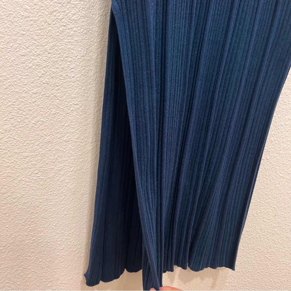 Naadam Ribbed Silk Cashmere Sleeveless Midi Sweater Dress - Picture 8 of 10